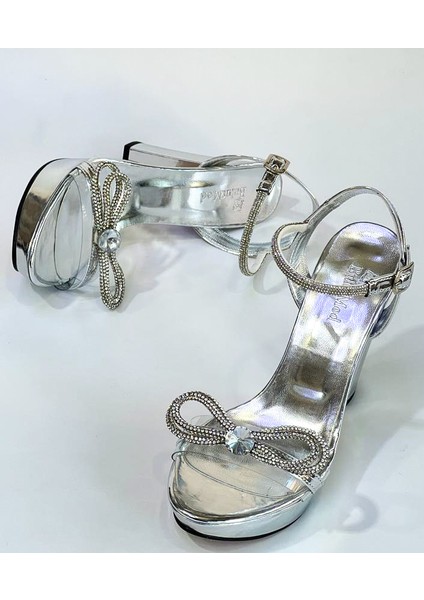 Gümüş Kadın Şeffaf Fiyonk Taşlı Platforum Topuklu Ayakkabı - Gümüş - 38 modelleri