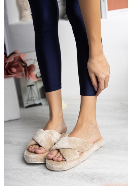 Stwenn Kadın Ev Terliği Peluş Terlik Çeyiz Terliği Bohça Terliği fiyatları