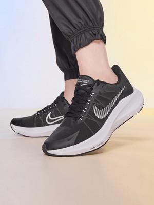 Nike Winflo 8 M Siyah Erkek Koşu & Antreman Ayakkabısı