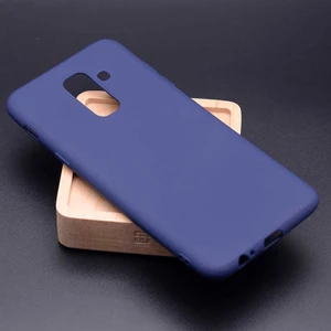 Samsung Galaxy J8 Kılıf Soft ve Pürüzsüz Yüzey Ipeksi Silikon Kapak Hopy