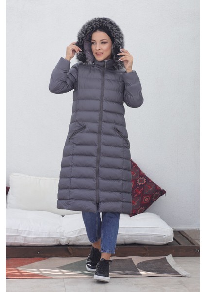 Kmkkombin Uzun Dolgulu Siyah Şişme Mont Kapşonu Kürklü Yoğun Elyaflı Büyük Beden