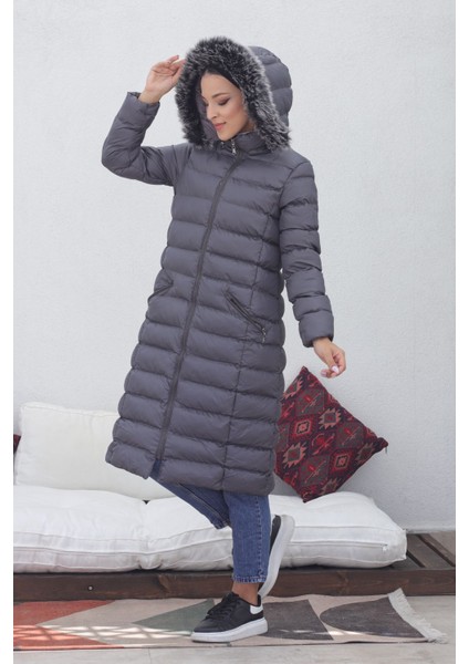 Kmkkombin Uzun Dolgulu Siyah Şişme Mont Kapşonu Kürklü Yoğun Elyaflı Büyük Beden fırsatları