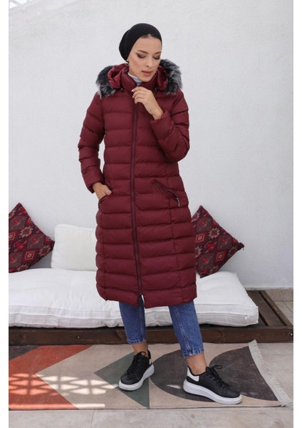 Kmkkombin Uzun Dolgulu Siyah Şişme Mont Kapşonu Kürklü Yoğun Elyaflı Büyük Beden modelleri