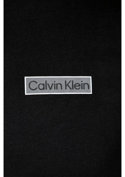 Calvın Kleın Erkek T-Shırt 40HM822-001