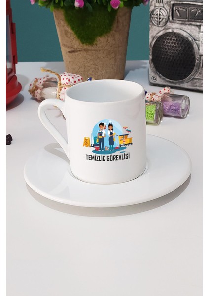 Temizlik Görevlisi Türk Kahvesi Fincanı Beyaz
