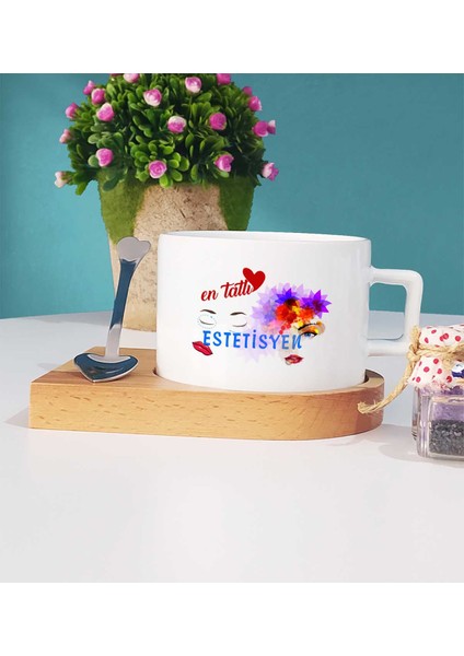 En Tatlı Estetisyen Ahşap Altlıklı Fincan