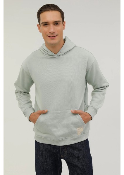 Erkek Oversize Kapüşonlu Sweatshirt - Rahat ve Şık