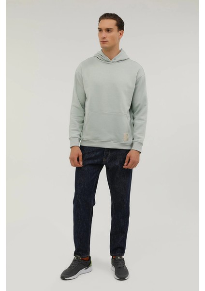 Erkek Oversize Kapüşonlu Sweatshirt - Rahat ve Şık fırsatları