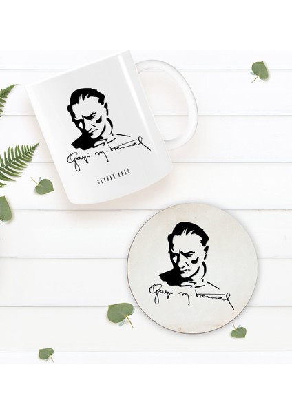 Gift Kişiye Özel Atatürk Temalı Beyaz Kupa Bardak Ve Yuvarlak Ahşap Bardak Altlığı Hediye Seti -19