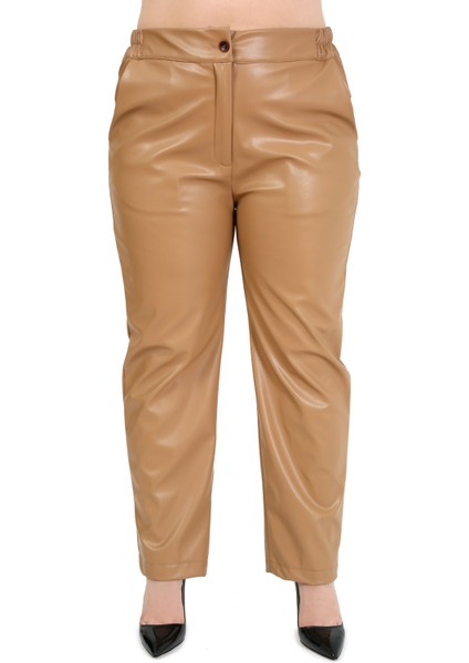 Büyük Beden Beli Yanlardan Lastikli Cepli Bej Rengi Deri Pantolon