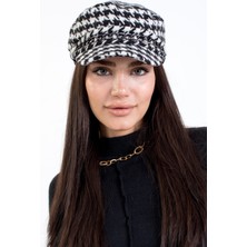 Ladycolor Kadın Kışlık Şapka Zincir Aksesuarlı Kaşe Kumaş Kaptan Kasket Model