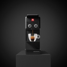 Illy F. Francis Y3.3 Siyah Espresso ve Filtre Kahve Makinesi