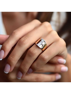 By Golden House Baget Pırlantalı Harf Yüzük