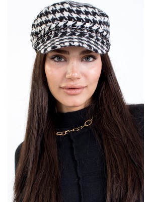 Ladycolor Kadın Kışlık Şapka Zincir Aksesuarlı Kaşe Kumaş Kaptan Kasket Model
