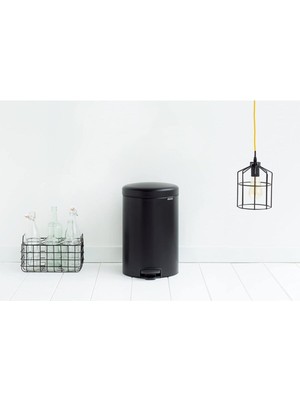 Brabantia Black Pedallı Çöp Kovası 20 Lt