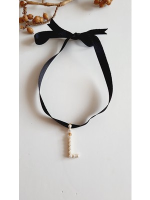 Petek Aksesuar L Harf Tarz Incili Kurdela Choker Kolye