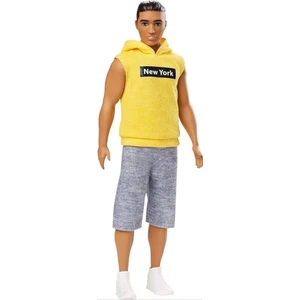 Ken Fashionistas Bebek Sarı New York Tişörtlü GDV14-DWK44