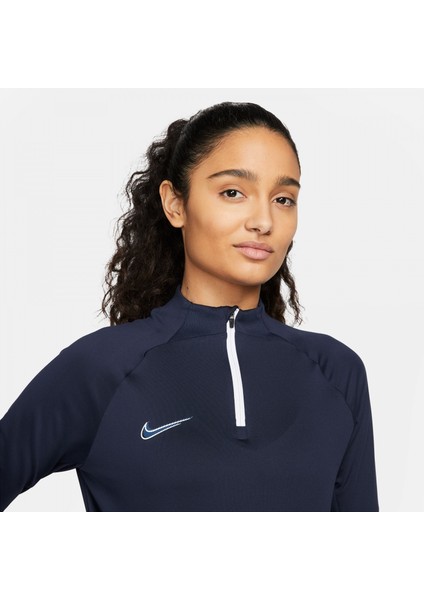 Dri-FIT Strike Kadın Eşofman Üstü indirimleri