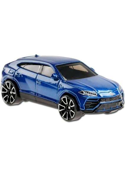 Factory Fresh '17 Lamborghini Urus