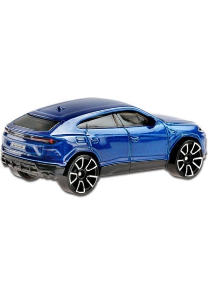 Factory Fresh '17 Lamborghini Urus fiyatları