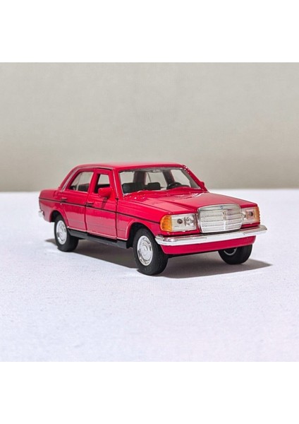 Mercedes-Benz E Class 230 E - Çek Bırak Oyuncak Araba , Lisanslı Model Araba