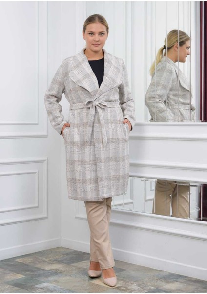 Kadın Ekose Desenli Kemerli Kaban