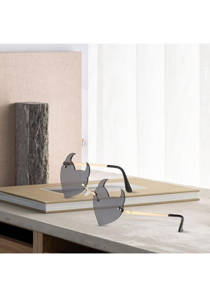 Moda Şeytan Kulak Kalp Güneş Gözlüğü Partisi Fotoğraf Props Çerçevesiz Güneş Gözlüğü Kırmızı(Yurt Dışından) fırsatları