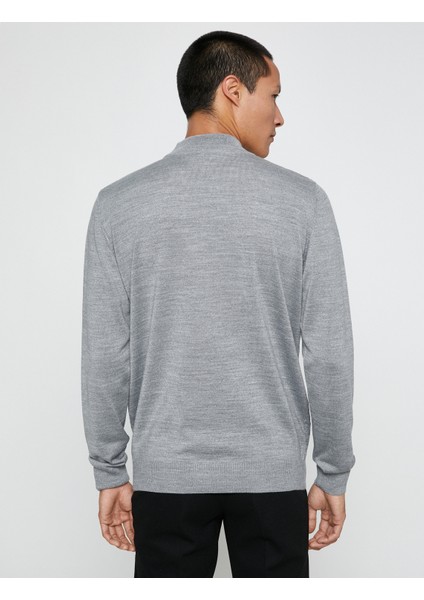 Basic Triko Kazak Yarım Balıkçı Yaka Uzun Kollu Geometrik Desenli fırsatları