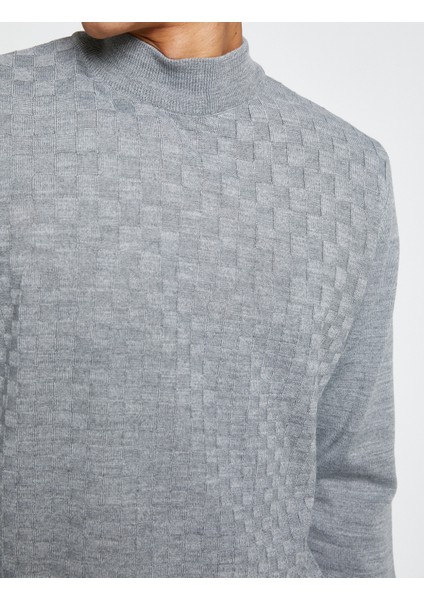 Basic Triko Kazak Yarım Balıkçı Yaka Uzun Kollu Geometrik Desenli indirimleri