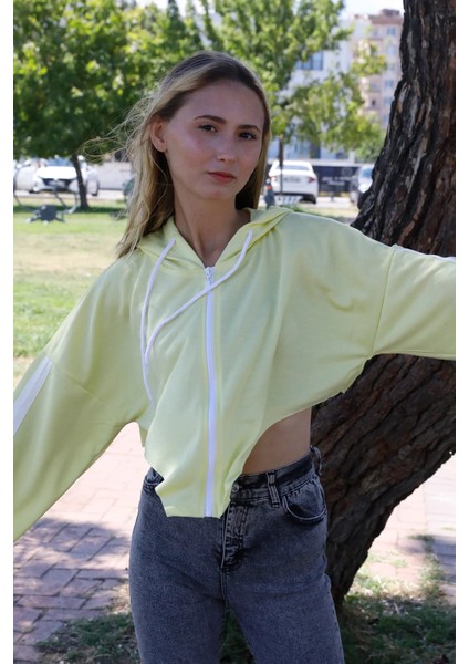 Kadın Kapşonlu Yan Dekolteli Sweat Sarı L fırsatları