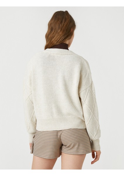 Crop Hırka Örgü V Yaka Uzun Kollu Düğmeli fırsatları