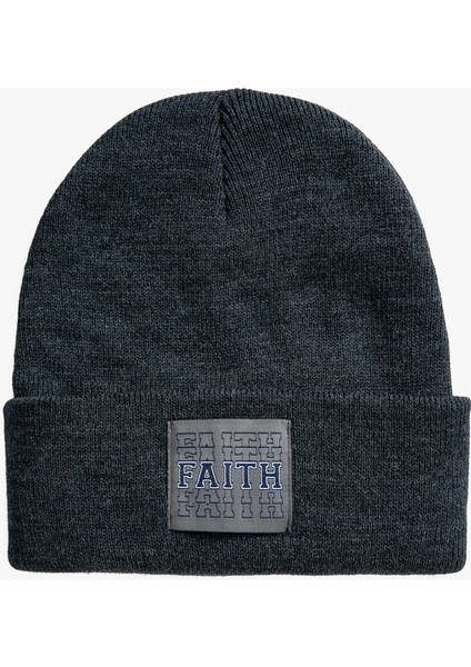 Basic Örgü Bere Slogan Etiket Baskılı Katlama Detaylı