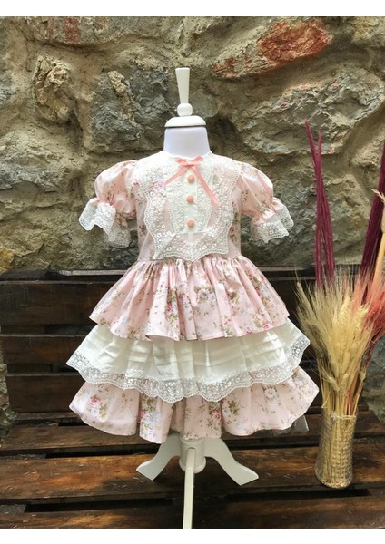 Vintage Pembe Katlı Kız Çocuk Elbisesi