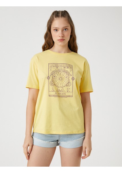 Kısa Kollu Tişört Bisiklet Yaka Baskılı modelleri