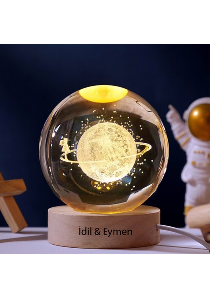 Kişiye Özel Büyük Boy Işıklı Ahşap Kaideli Satürn Cam Küre 8cm