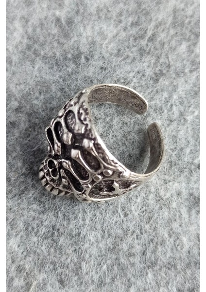 Miğferli Kuru Kafa Şekilli Erkek Yüzük Gümüş Kaplama Ayarlanabilir El Yapımı Erkek Yüzük fırsatları