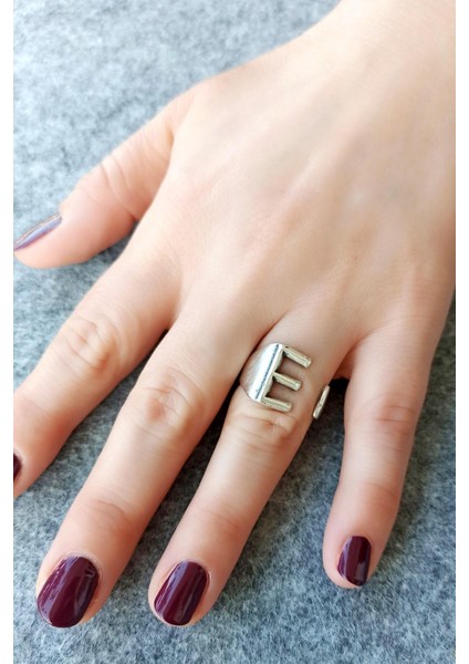 E Harfi Şekilli Kadın & Erkek Yüzük Gümüş Kaplama Ayarlanabilir El Yapımı Unisex Yüzük fiyatları