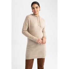 DeFacto Regular Fit Kapüşonlu Uzun Kollu Örgü Desenli Triko Tunik W0610AZ22WN