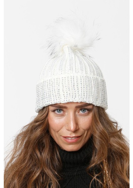 Taşlı Katlamalı Örgülü Bere Ponponlu Kadın Kışlık Renkli Örgü Şapka fiyatları