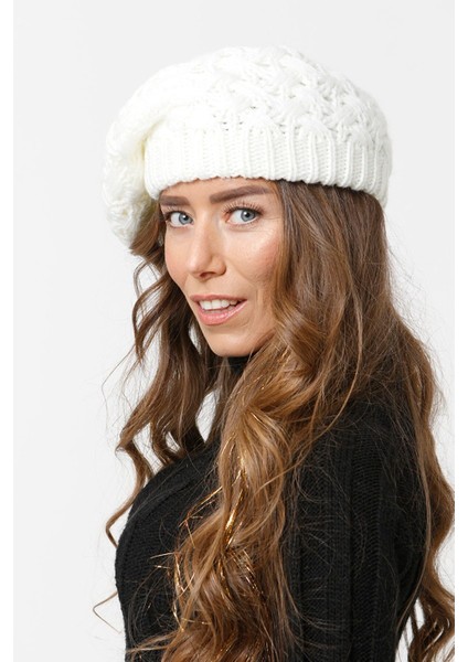 Ressam Model Örgülü Triko Kışlık Kadın Renkli Bere Örgülü Ressam Şapka modelleri