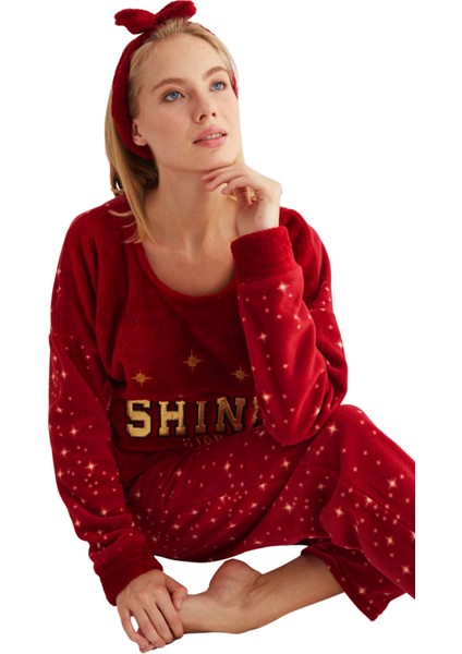 Kışlık Polar Yılbaşı Kadın Pijama Takımı- Saç Bandı Hediyeli indirimleri