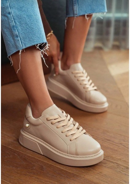 Bej Bağcıklı Inci Detaylı Kalın Taban Spor Ayakkabı modelleri