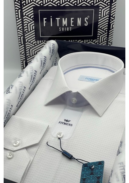 Erkek Klasik Uzun Kol Kare Armür Desenli Hediye Kutulu Gömlek - Beyaz