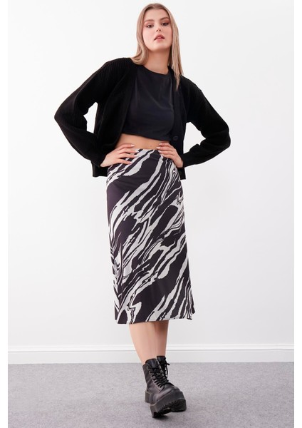 Desenli Uzun Etek