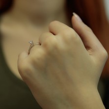 Lova D Renk 0,18 Karat Pırlanta Tektaş Yüzük 1030042