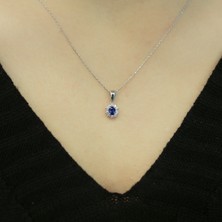 Lova Pırlantalı Oval Safir Anturaj Kolye 2050004