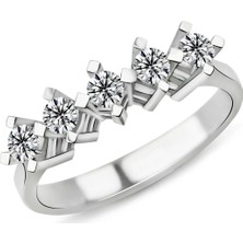 Harem Altın 0.45 Karat G Renk Beştaş Pırlanta Yüzük Pb520