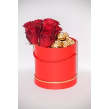 Filika Store Kırmızı Silindir Orta Kutuda Ferrero Çikolata ve Gül