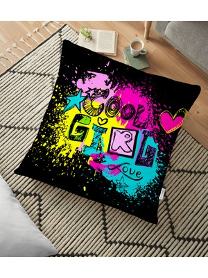 RealHomes Siyah Zeminli Cool Girl Dijital Baskılı Dekoratif Yer Minderi - 70 x 70 cm