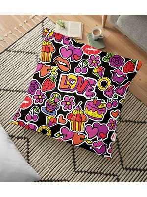 RealHomes Siyah Zeminde Popart Love Tasarımlı Dijital Baskılı Dekoratif Yer Minderi - 70 x 70 cm